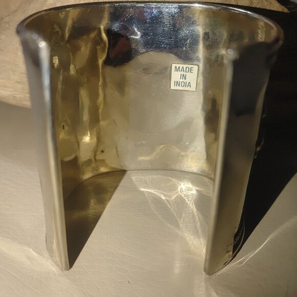 Handcrafted Silver Cuff Bracelet Intricate Floral Design Stone Natural Accent - Picture 3 of 10